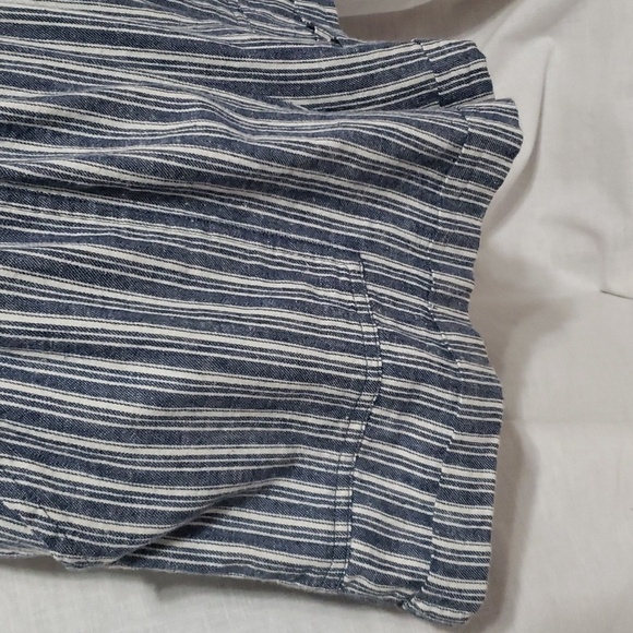 Aeropostale.NWT. Blue & White Striped Shorts; Elastic Waist; Pockets Size XS - Picture 3 of 14